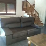 Casa De Vinas 1 Y 2 * Navaluenga