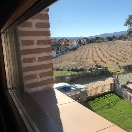 Casa De Vinas 1 Y 2 Navaluenga