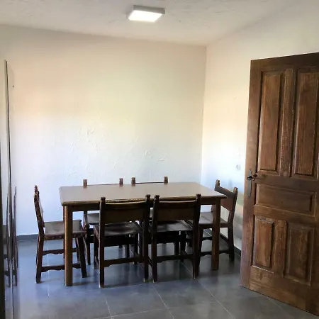 Casa De Vinas 1 Y 2 Holiday home Navaluenga